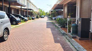 Gambar 3 Rumah Full Furnish Lebar 6 di Malibu Village Gading Serpong