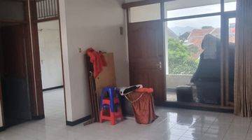 Gambar 2 Rumah Bagus Semi Furnished SHM di Jalan Dadali, Bandung