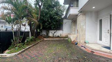 Gambar 1 Rumah 2 Lantai Unfurnished, Nyaman Dan Terawat