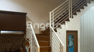 Gambar 1 Rumah Siap Huni Semi Furnished 2,5 Lantai di Jalan Gading Indah