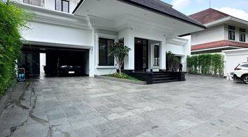 Gambar 1 Rumah Megah Brand New di Jl Cianjur, Menteng, Jakpus