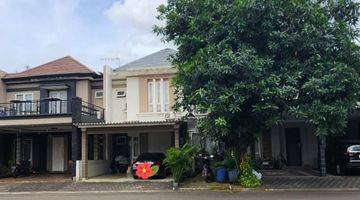 Gambar 5 Rumah Mewah 2 Lantai  Sudah Renovasi Cluster Strategis