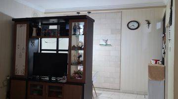 Gambar 5 Rumah 2 Lantai Shm Sudah Renovasi Semi Furnished