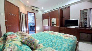 Gambar 3 Apt Royal Medit Garden 2 + 1 Kamar Tidur Private Lift Bagus