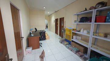 Gambar 2 Dijual Cepat SHM Rumah 2 Lantai di Jl Arwana, Jakarta Barat