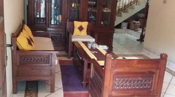 Gambar 4 Rumah 2 Lantai Bagus Semi Furnished SHM di Jl. H. Goden, Jakarta Selatan