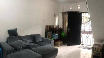 Gambar 1 Dijual Rumah di Taman Palem Semi Furnished Bagus