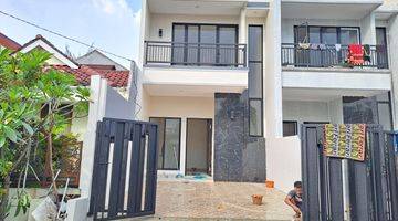 Gambar 1 Rumah Baru 2 Lantai Villa Melati Mas, Siap Huni