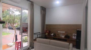 Gambar 2 Rumah hook Full Furnished di Malibu Village