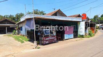 Gambar 1 RUMAH / TEMPAT USAHA PINGGIR JALAN