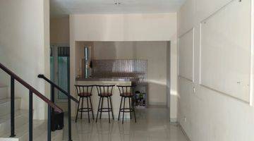 Gambar 2 Dijual Premier Park 2 Rumah 2 Lt 