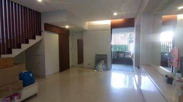 Gambar 5  Rumah Unfurnished Bagus di Jln Pinang Emas, Pondok Indah