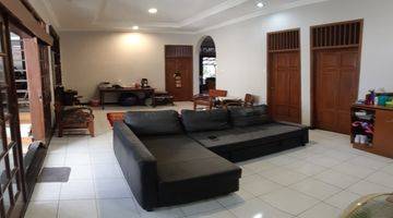 Gambar 2 Rumah Dalam Kompleks, Turun Harga, Harga NJOP