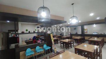 Gambar 5 BRATANG JAYA EX RESTO NOL JALAN STRATEGIS RAMAI