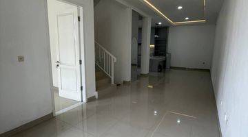 Gambar 3 Dijual Rumah 2 Lantai Strategis Di Kawasan Bsd City Serpong Tangerang 