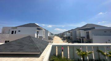 Gambar 3 Rumah Dalam Cluster Kondisi Terawat Kawasan Asri Furnished SHM - Sertifikat Hak Milik