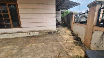 Gambar 2 Rumah 2 Lantai Bagus SHM di Jalan Kemiri, Depok