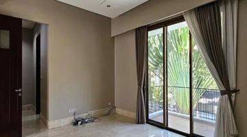 Gambar 4  Rumah Townhouse Modern Tropical Design  Bagus Unfurnished SHM - Sertifikat Hak Milik di Kemang