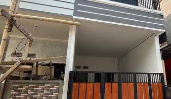 Gambar 1 Rumah 2 Lantai Baru Semi Furnished SHM di Poris Indah, Tangerang