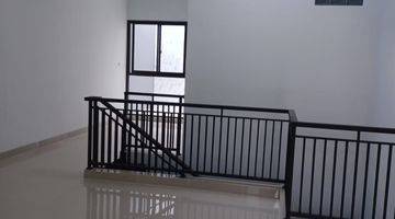 Gambar 5 Rumah 2 Lantai Baru Semi Furnished SHM di Poris Indah, Tangerang