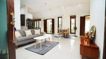 Gambar 1 Rumah Cantik LT 180 Semi Furnished dekat Summarecon Mall Serpong Bisa Nego J12044