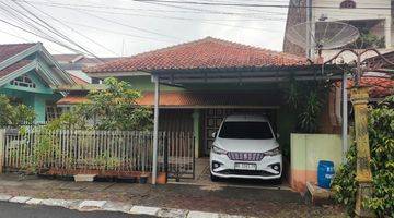 Gambar 4 Rumah Hook Area Banyumanik Semarang Selatan