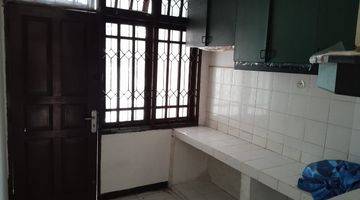 Gambar 3 Rumah Bagus Unfurnished di Harapan Indah, Bekasi b0128 