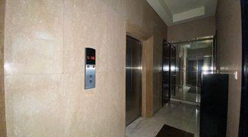 Gambar 5 Disewakan Murah Luxury Apartment The Peak Sudirman Jakarta Selatan Private Lift Very Good Condition Furnished 3 Bedrooms