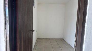 Gambar 4 Di Jual Rumah 2 Lantai Lokasi Nyaman Di Bintara