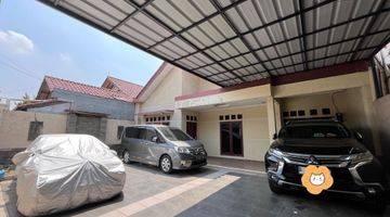 Gambar 1 Jual Cepat Rumah Dengan Carport Yg Luas Di Pasar Minggu