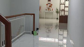 Gambar 4 Rumah 2 Lantai Daerah Krakatau. Full Furnished