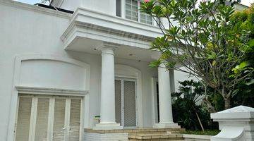 Gambar 1 Rumah American Classic Dalam Cluster Premium De Park Bsd City