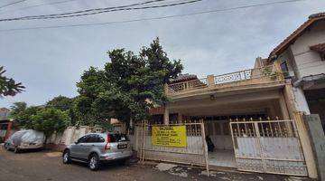 Gambar 1 Dijual Rumah 2 Tingkat Lt 940 di Komplek 