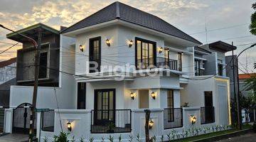 Gambar 1 RUMAH MODERN STYLE 2 LANTAI DI RUNGKUT ASRI UTARA