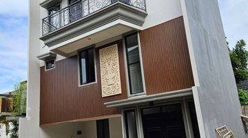 Gambar 3 Rumah Townhouse Jatipadang 3,5 Lantai Rooftop View Gunung Salak