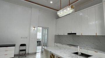 Gambar 2 Dijual Rumah Mewah di Bukit Mediterani Sentul City