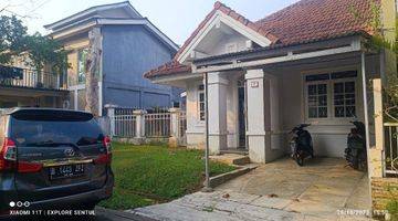 Gambar 2 Rumah Taman Siap Huni di Sentul City Rumah