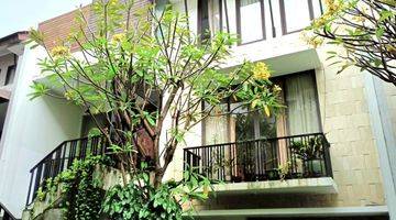 Gambar 3 Townhouse murah 3 lantai di Kemang hills residence, jl ampera 1, jaksel