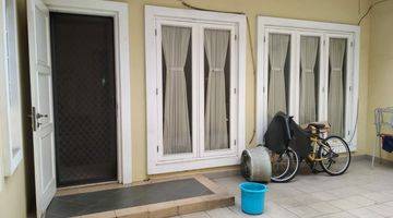 Gambar 1 Rumah Alexandrite Sebrang Mall SMS Gading Serpong