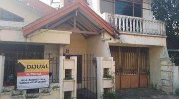 Gambar 1 Dijual Rumah lokasi strategis dekat Mall, Univ, RS, jalan raya, pintu toll Satelit  di Jalan Pakis Tirtosari Surabaya 2 Lantai SHM