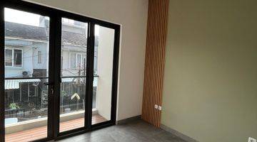 Gambar 5 Rumah Baru Bsd di Kencana Loka Full Furnished