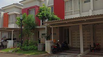 Gambar 3 Rumah 2 lantai Semi Furnished cluster Volta Sumarecon Gading Serpong Tangerang Selatan 