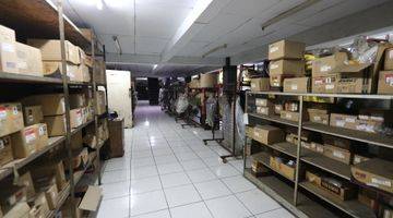 Gambar 1 RUKO DI LOKASI STRATEGIS OTISTA, JATINEGARA COCOK UNTUK USAHA RETAIL / SHOWROOM / KANTOR / SUPERMARKET/ HOTEL #DDLL