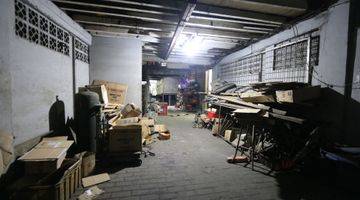 Gambar 3 RUKO DI LOKASI STRATEGIS OTISTA, JATINEGARA COCOK UNTUK USAHA RETAIL / SHOWROOM / KANTOR / SUPERMARKET/ HOTEL #DDLL