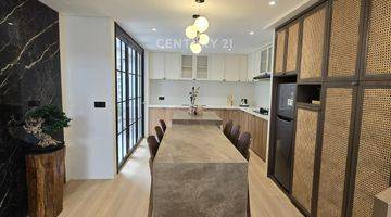 Gambar 2 Rumah Modern Minimalis Furnished Kota Baru Parahyangan