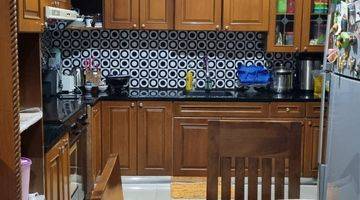 Gambar 4 Dijual Cepat Rumah 2 Lantai