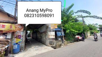 Gambar 4 Dijual rumah 2.5 lantai pinggir jalan