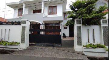 Gambar 1 Dijual rumah bagus 2 lantai