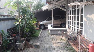 Gambar 1 Dijual rumah I lantai komplek swadarma