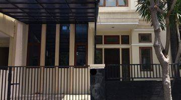 Gambar 1 Jual rumah pakuwon city surabaya timur siap huni